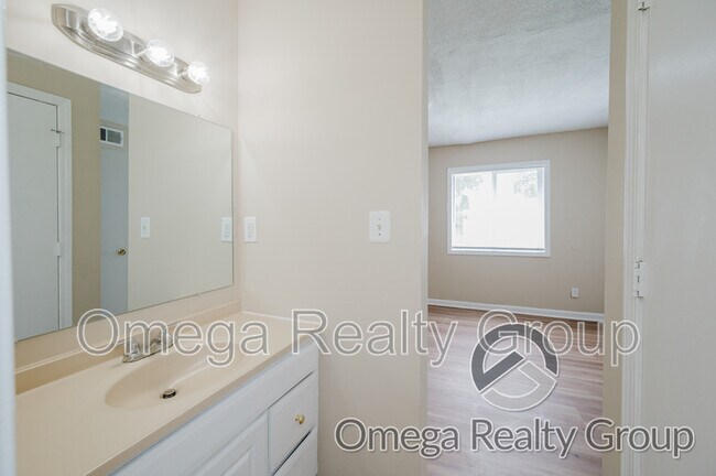 Building Photo - 3386 McGehee Rd