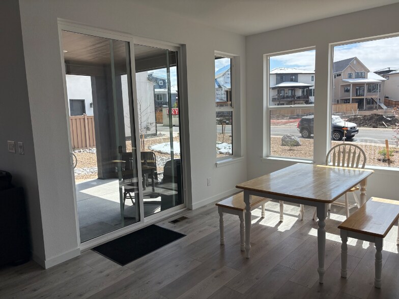 Building Photo - 928 St Andrews Ln