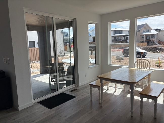 Building Photo - 928 St Andrews Ln