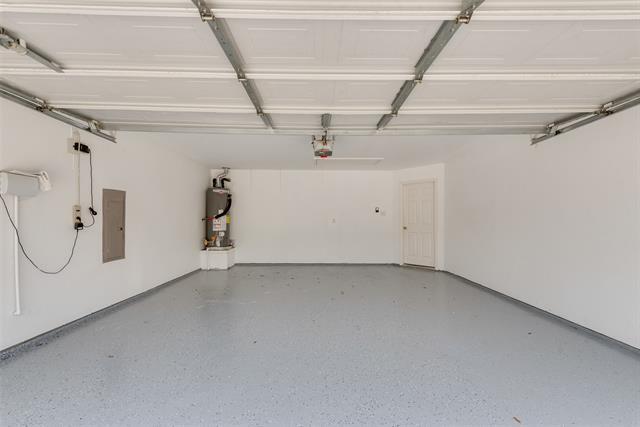 Building Photo - 5218 Hopewell Dr