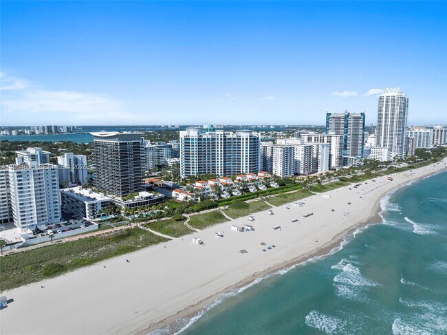 Building Photo - 5875 Collins Ave