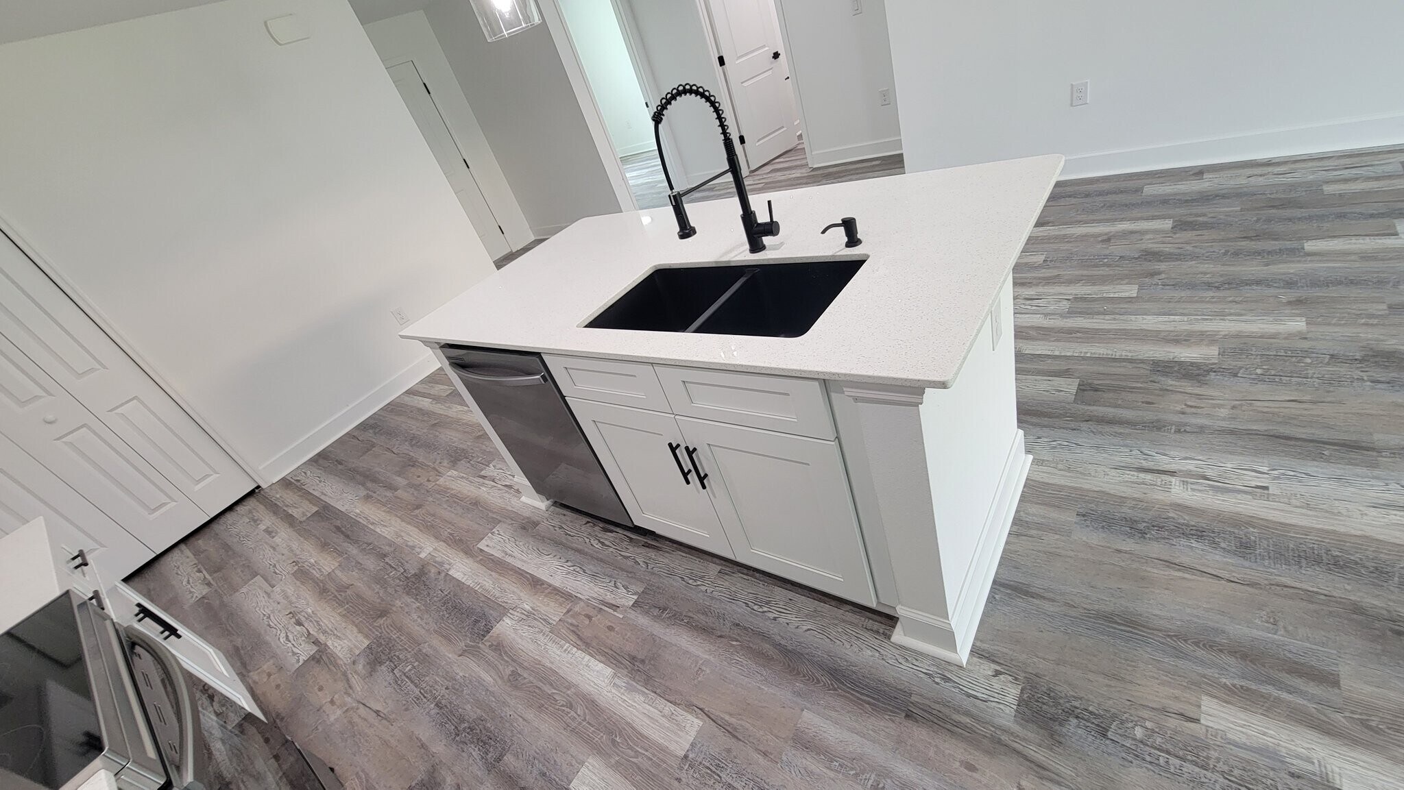 Building Photo - 20422 Dial Ave