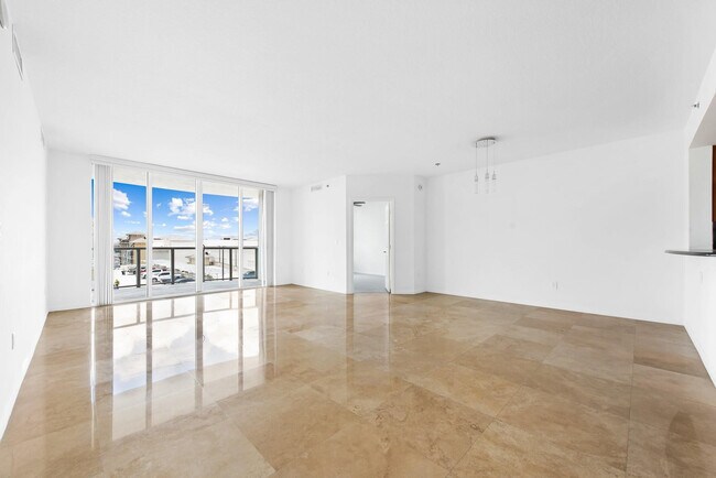 Building Photo - 1819 SE 17th St