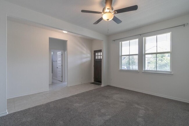 Building Photo - 1925 Cypress Gate Dr