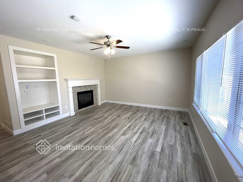 Building Photo - 11842 Horseshoe Ln