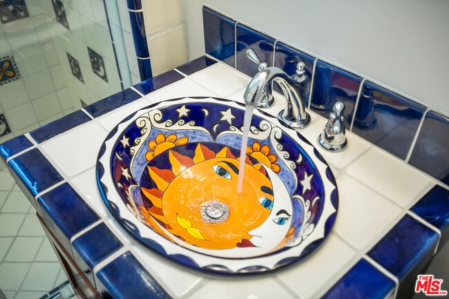 Building Photo - 10721 Aqua Vista St