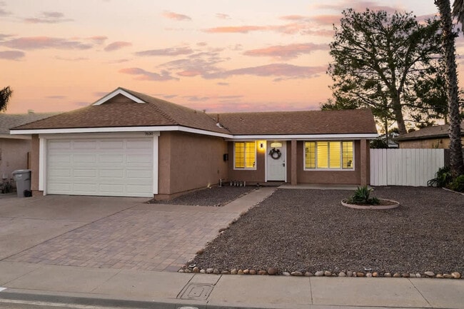 Building Photo - 7630 Andasol St