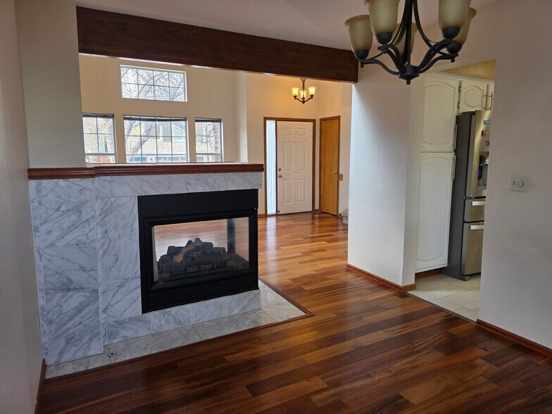 Building Photo - 7664 Halleys Dr