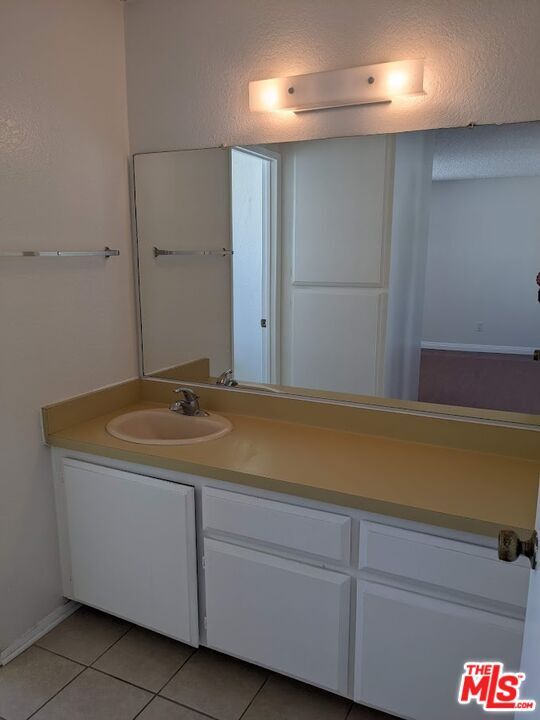 Building Photo - 16881 Hoskins Lane