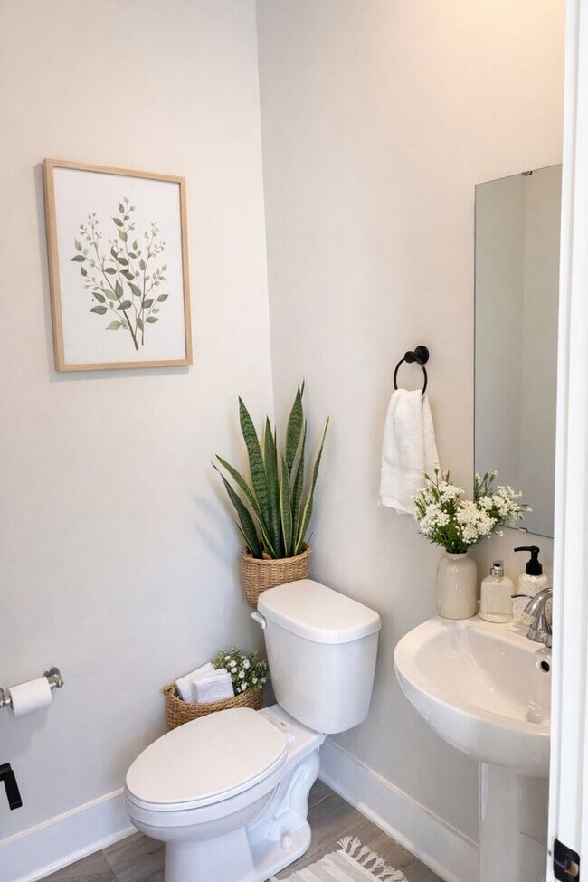 Building Photo - End-Unit Townhome w/3BR + 2-Car Garage + Balcony