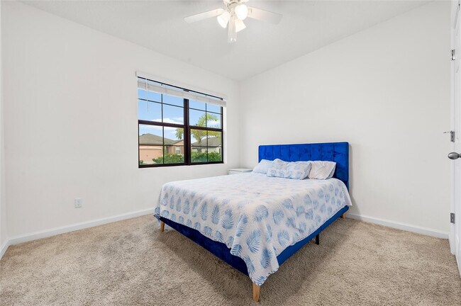 Building Photo - 6295 NW Regent St