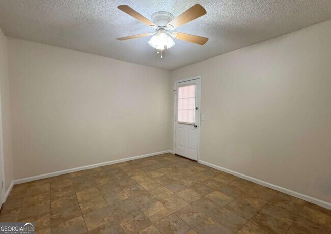 Building Photo - 200 West St