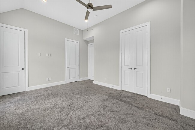 Building Photo - 815 Bringhurst St