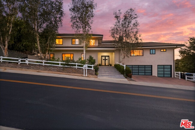 Building Photo - 53 Saddlebow Rd