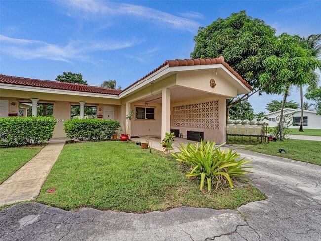 Building Photo - 1631 NE 51st St