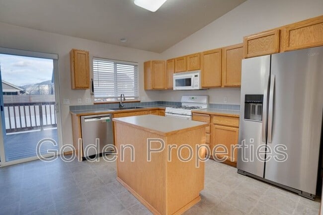 Building Photo - 7488 N Courcelles Pkwy