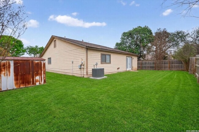 Building Photo - 9930 Trendwood