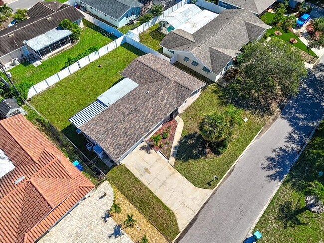 Building Photo - 3747 Shady Bluff Dr