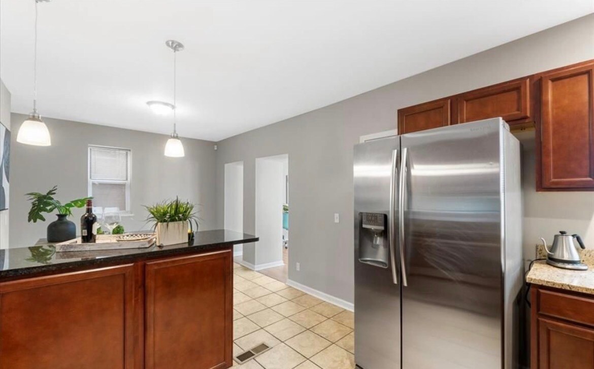 Building Photo - 3618 McRee Ave