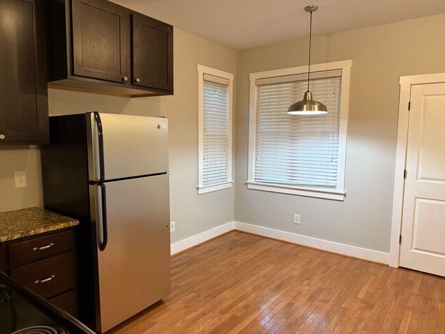 Building Photo - For Rent - Beautiful South Nashville House