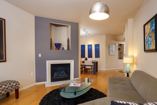 Building Photo - 2400 Fifth Ave