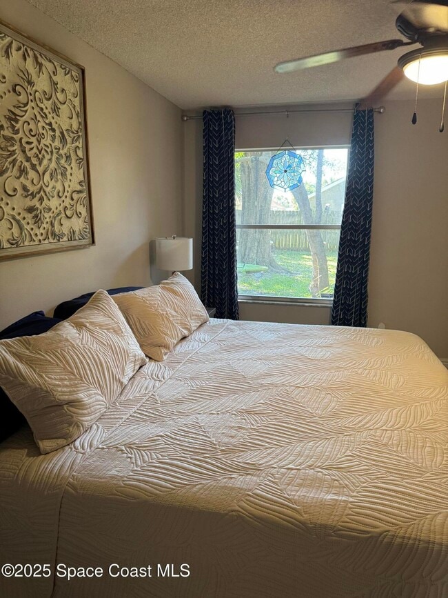 Building Photo - 2201 Appalachian Dr