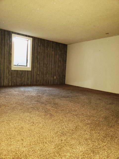 Building Photo - 3 bedroom in Billings MT 59102