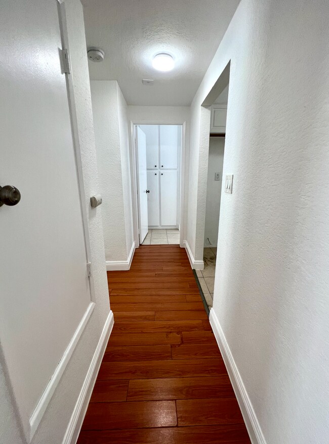 Building Photo - 7632 Topanga Canyon Blvd