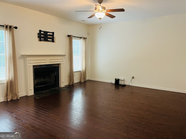 Building Photo - 369 Cliffhaven Cir