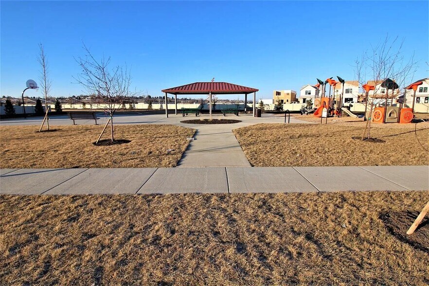 Building Photo - 119 S Baraya Way