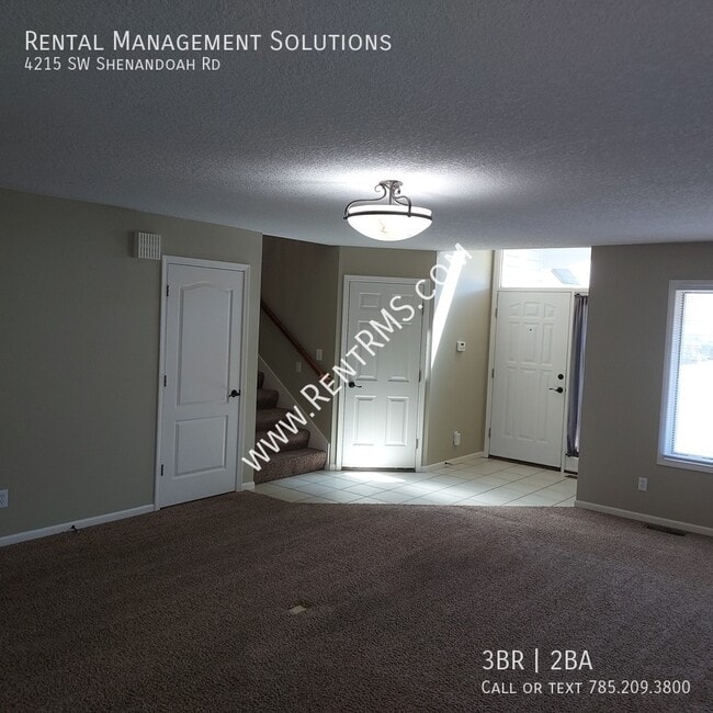Building Photo - 4215 SW Shenandoah Rd