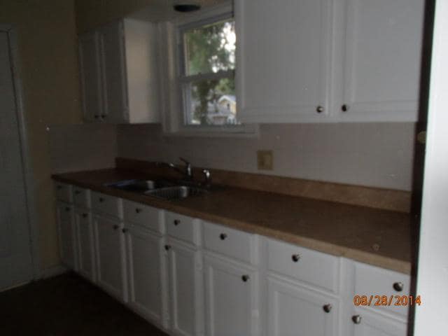 Building Photo - 5846 Rockhill Rd