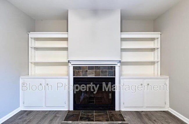 Building Photo - 579 Travelers Blvd