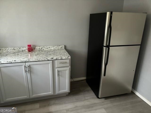 Building Photo - 3229 Tulip Dr