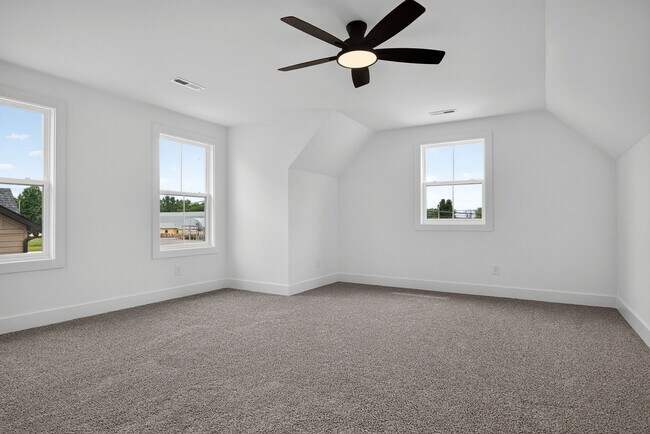 Building Photo - 165 Cripps Ln
