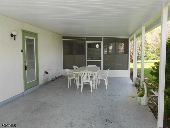 Building Photo - 52 Heath Aster Ln