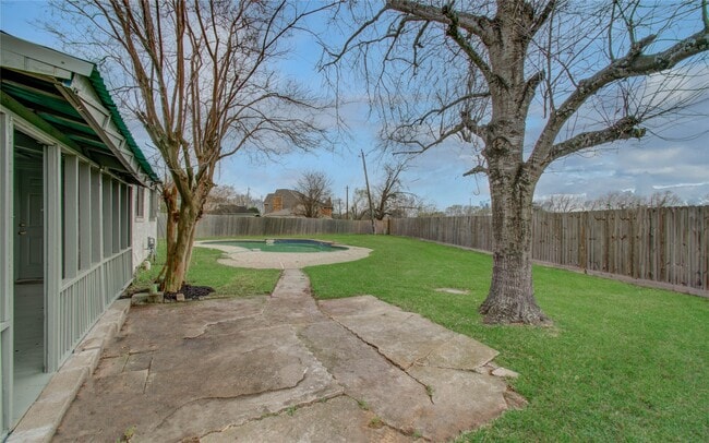 Building Photo - 2538 Knights Cir