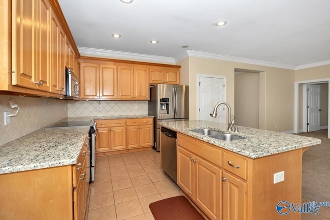 Building Photo - 29863 Thunderpaw Dr