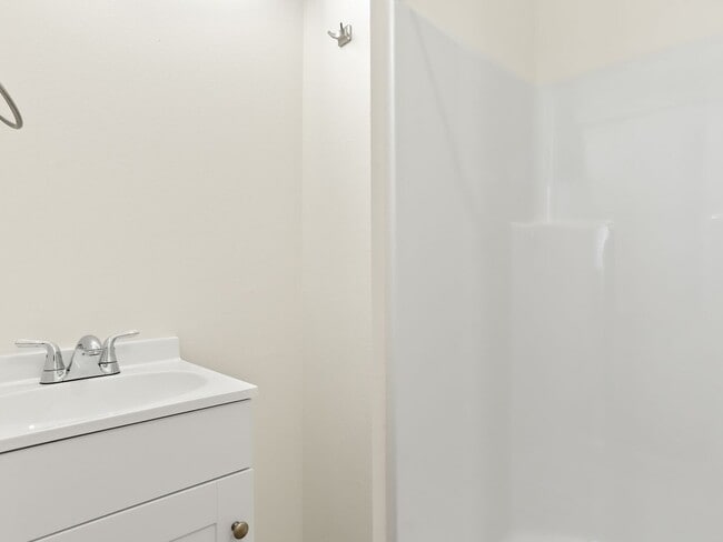 Building Photo - Vancouver Townhouses