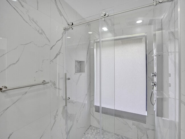 Building Photo - 9280 Sable Ridge Cir