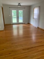 Building Photo - 4838 Melrose Ln