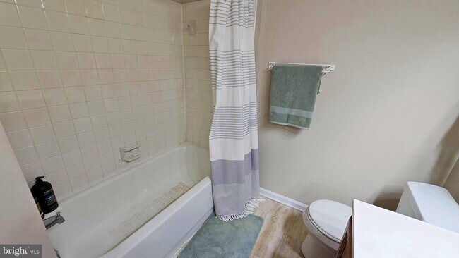 Building Photo - 1196 Swanhill Ct