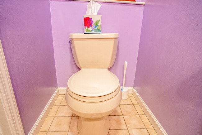 Building Photo - 256 Quassaick Ave