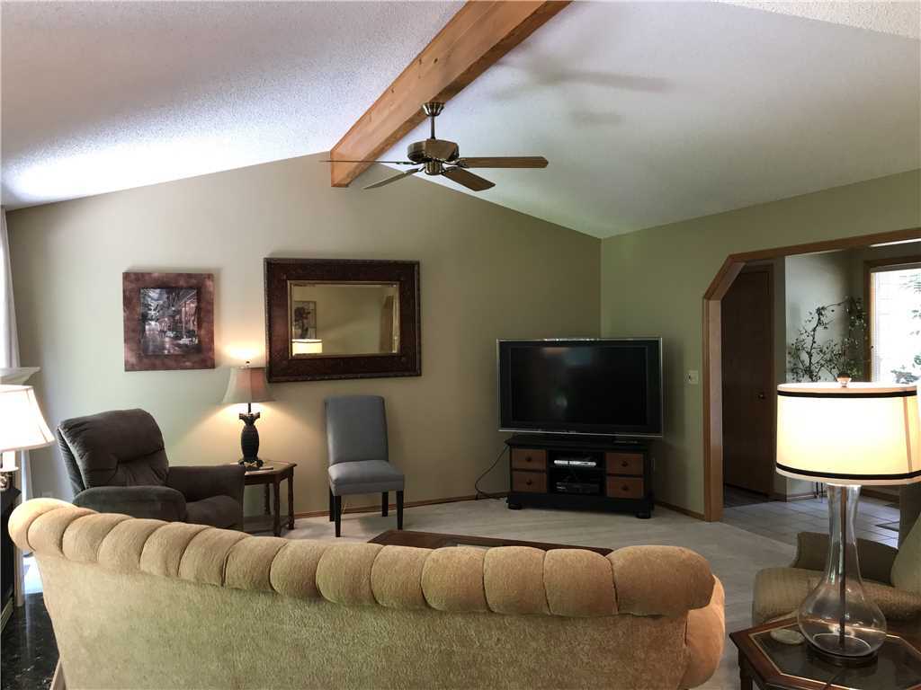 Building Photo - 7 Angus Ln