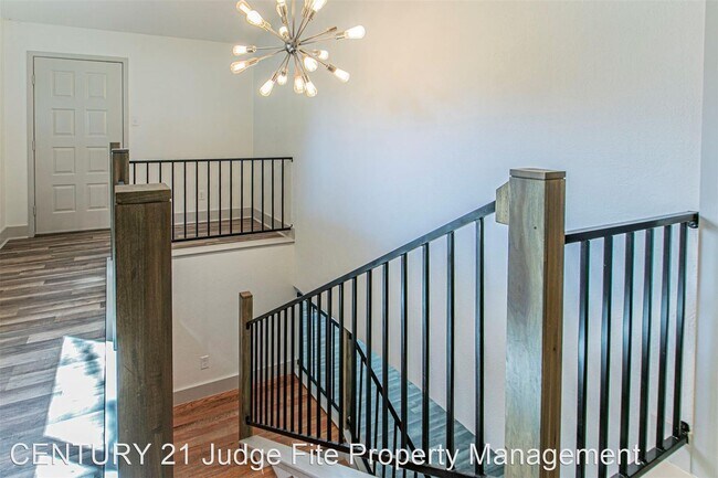 Building Photo - 4 br, 3 bath House - 10749 Legg Drive