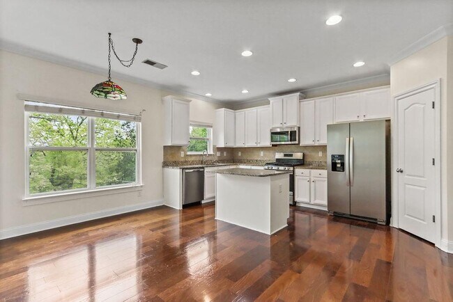 Building Photo - 1555 Buckskin Trail