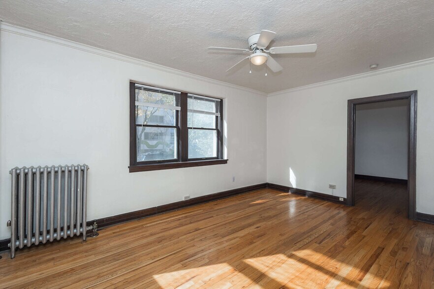 Building Photo - The Honimoon