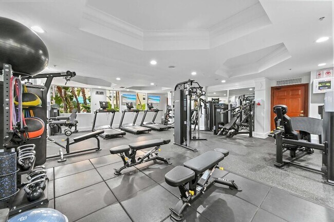 Building Photo - 1803 N Flagler Dr