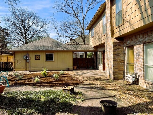 Building Photo - 18315 Cransley Dr