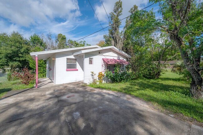 Primary Photo - 649 W 11th St